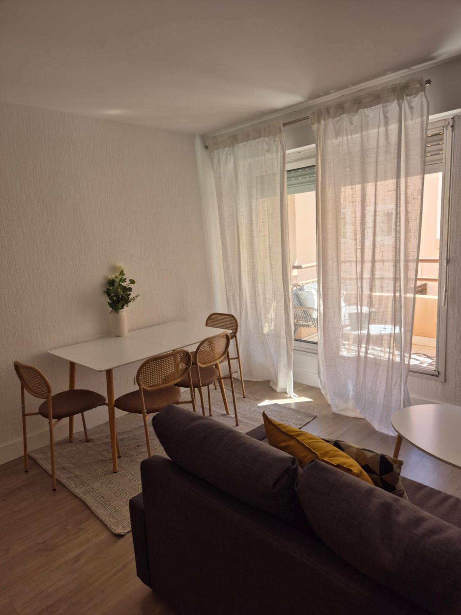 Appartement T2 - Hyeres Gare Eksteriør bilde