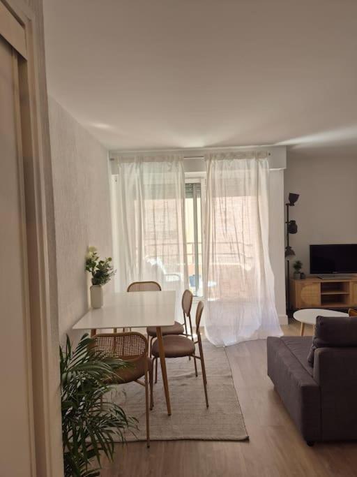 Appartement T2 - Hyeres Gare Eksteriør bilde